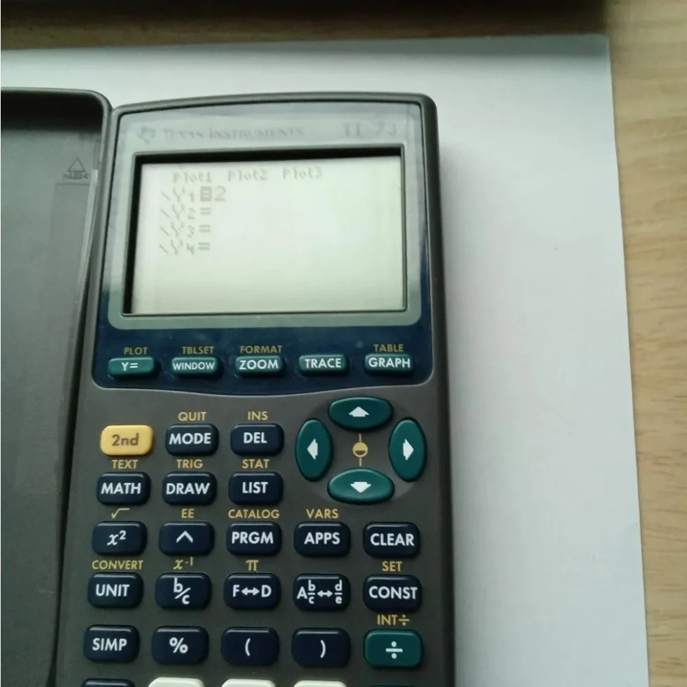 Texas Instruments TI 73 Graphing Calculator with Cover Tested Calculus - Picture 10 of 11